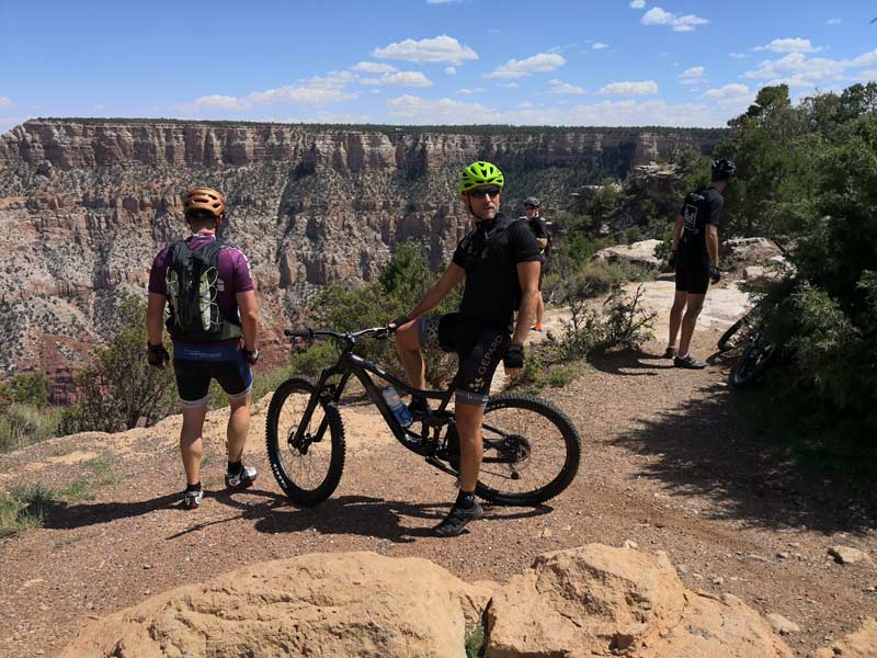 RIDE-run-the-canyons-mountainbike-rejser-moab-jesper